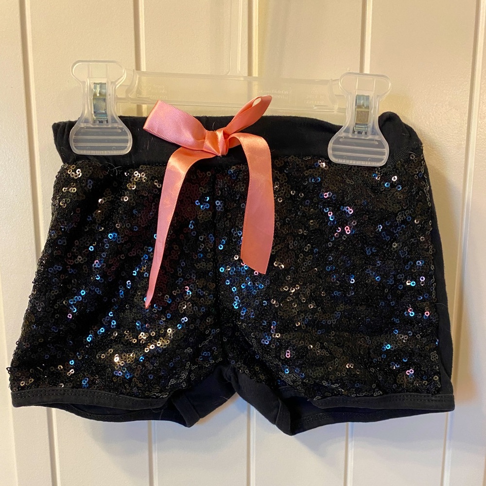 Girls size 2t black boutique sparkly shorts with pink bow